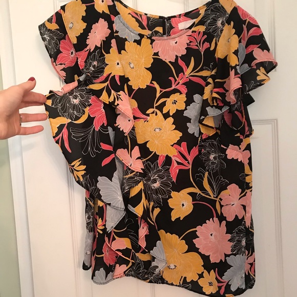 Floral ruffle blouse with flutter sleeves - Picture 3 of 4